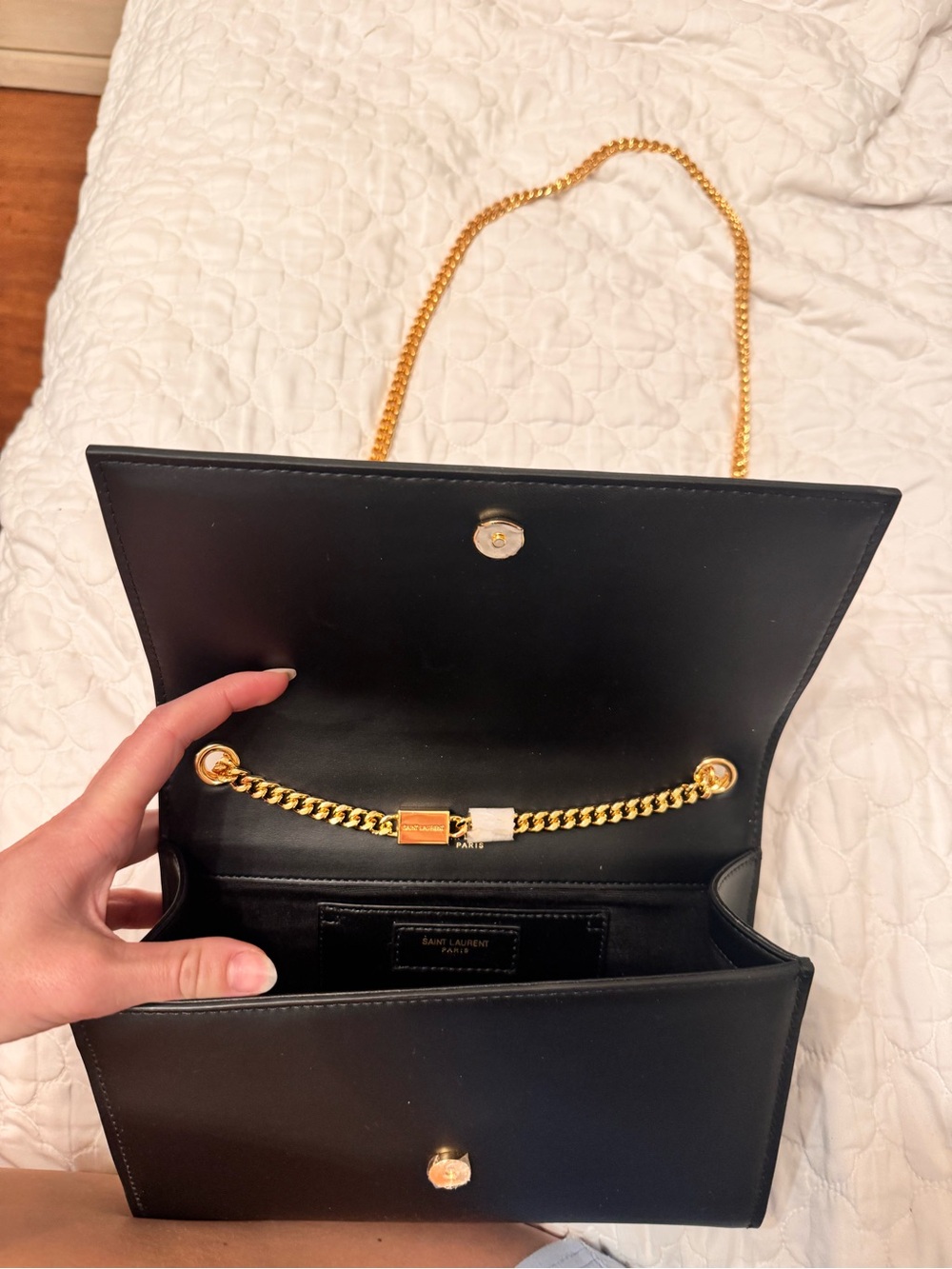 Cute Leather Shoulder Bag with Gold - Picture 2 of 12